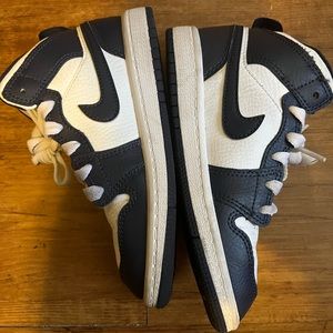 Navy blue Air Jordan 1s